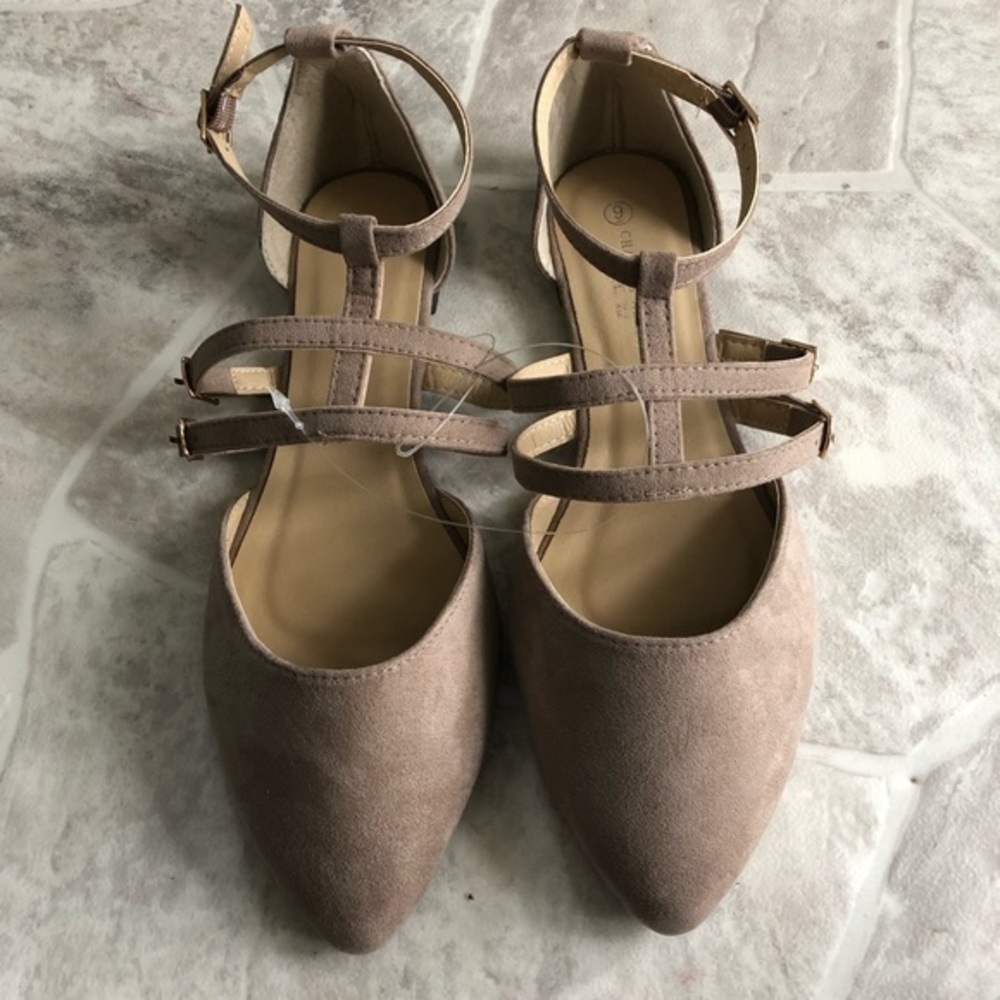 NWOT tan pointed toe faux suede summer flat sandals Size 7 & 8